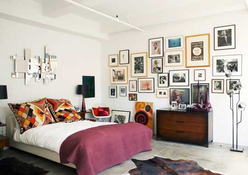 frames eclectic bedroom