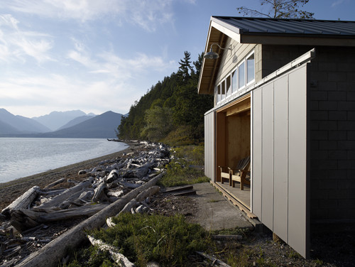 Hood Canal Boathouse contemporary exterior