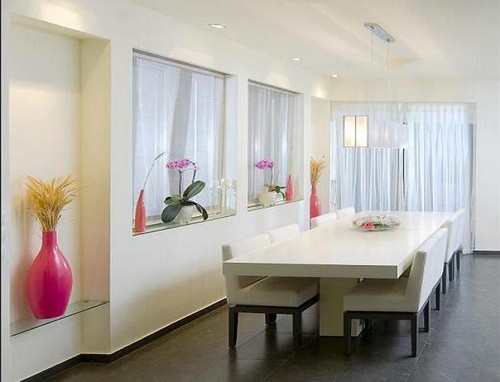 Vila contemporary dining room