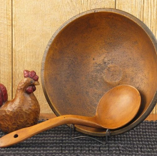 Rustic Farmhouse Bowl traditional serveware