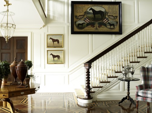 CLASSIC traditional staircase