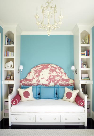 daybed w/shelves  bedroom