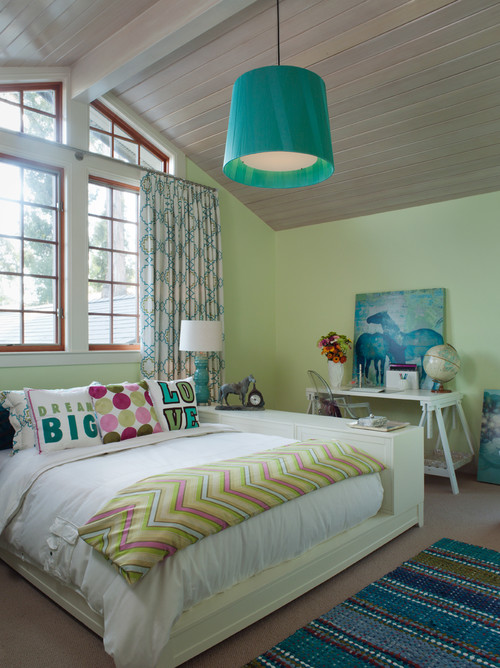 8 Dorm Room or Teen Spaces Decorating Ideas | BlogHer