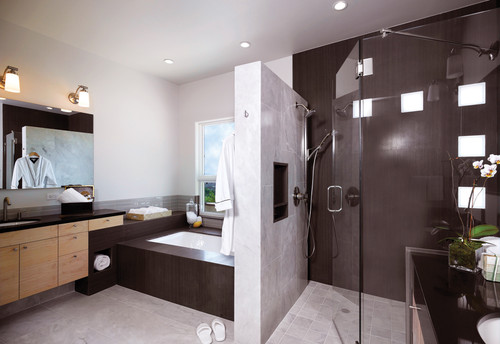 Yeung Residence modern bathroom