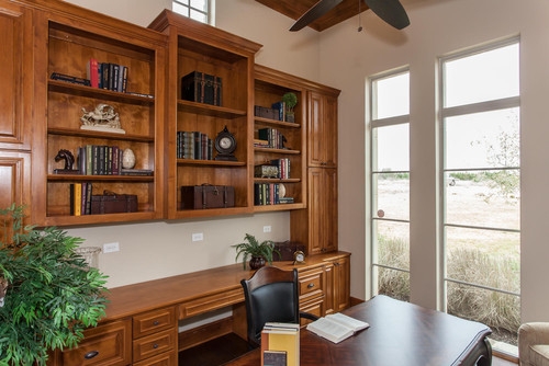 Study traditional home office
