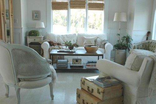 Rie eclectic living room