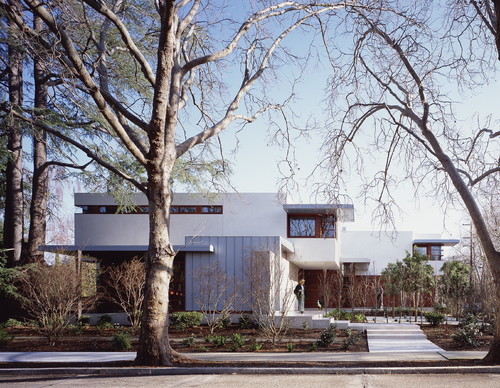 modern exterior by Ehrlich Architects