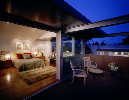 modern bedroom by Ehrlich Architects