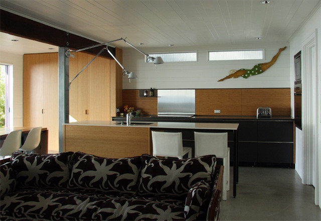 modern kitchen by Henrybuilt