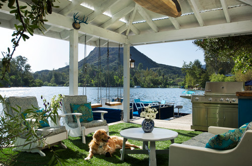 This is one of the most fun-looking outdoor rooms I've seen