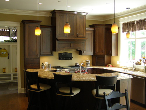 Amish Custom Kitchens - Traditional traditional kitchen