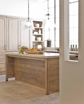 traditional kitchen by Venegas and Company