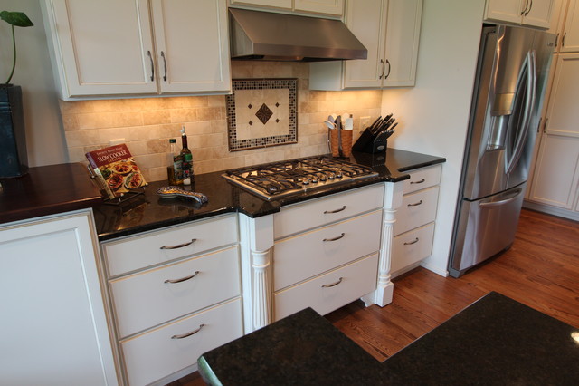 2013 Stillwater Kitchen/Sun room traditional-kitchen