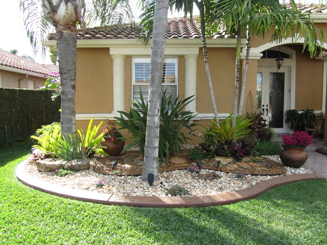 Small Front Yard Tropical Landscaping Ideas