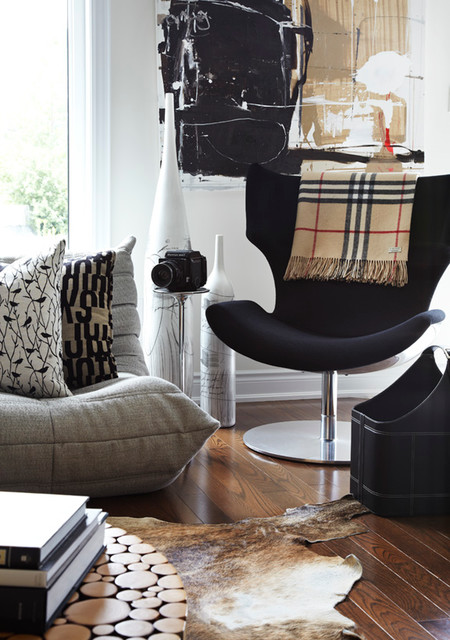 Toronto Homes contemporary living room