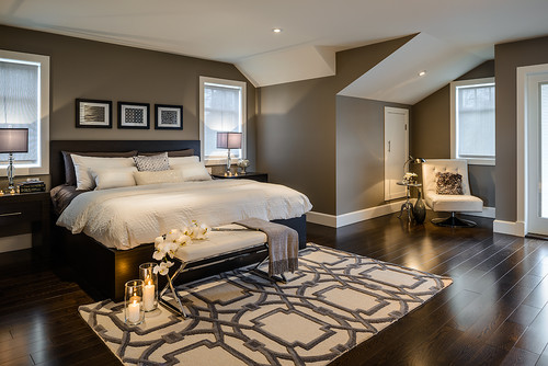 4 Quick Ways To Stage Your Master Bedroom!