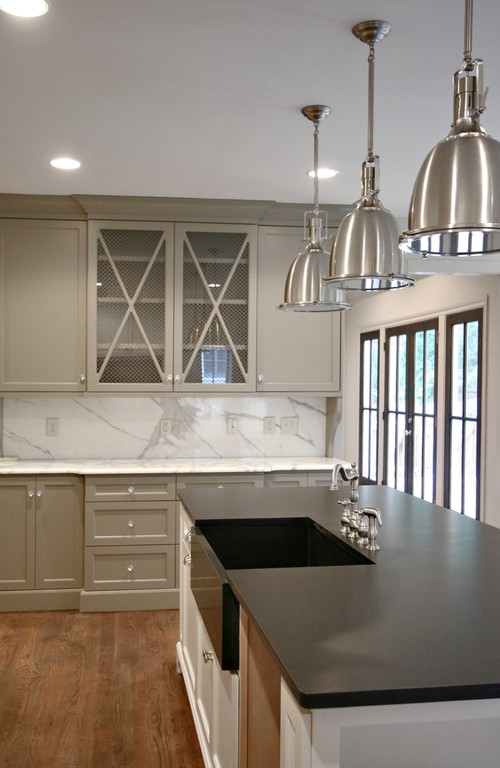 Beautiful kitchen cabinets painted with Benjamin Moore Gettysburg Gray.