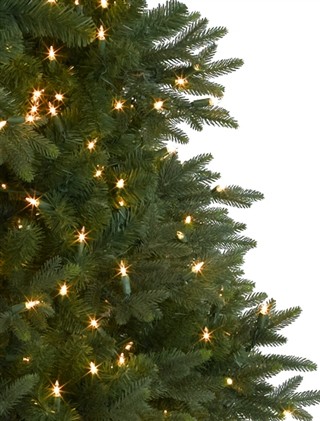 Saratoga Spruce Artificial Christmas Tree traditional
