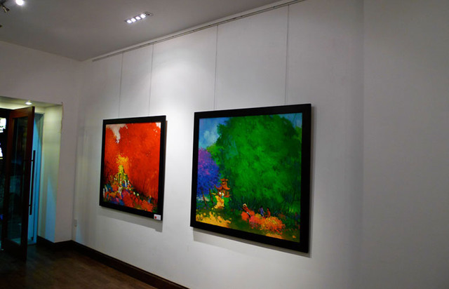 00gh.jpg contemporary