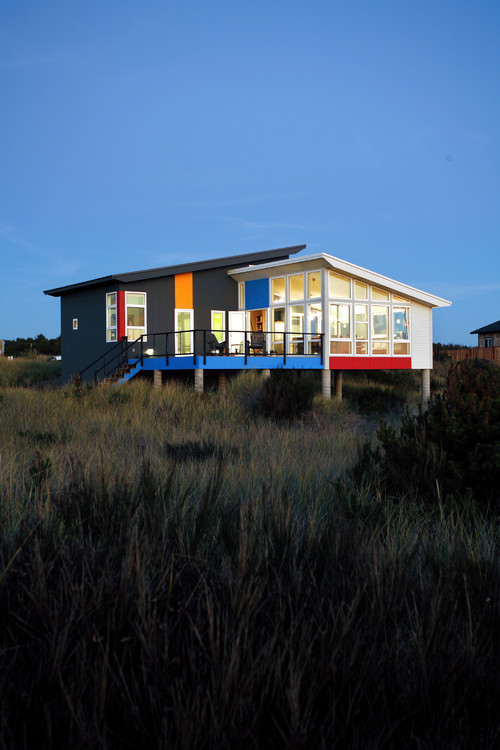 Modern and bright beach house
