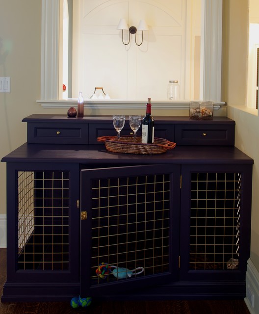 Dog bed/ crate & server