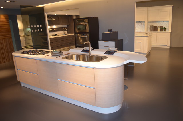 Italian Kitchens -EVAA International modern