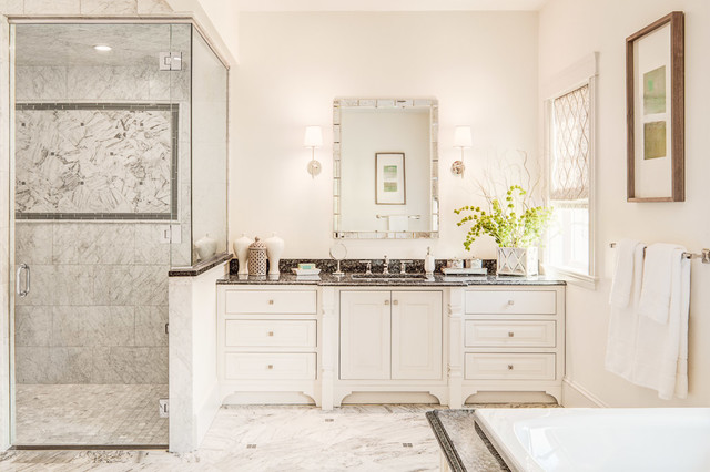 Elegant bath traditional-bathroom