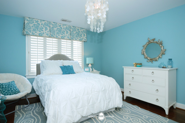 Ocean Inspired Aqua Girls' Bedroom - Transitional ...