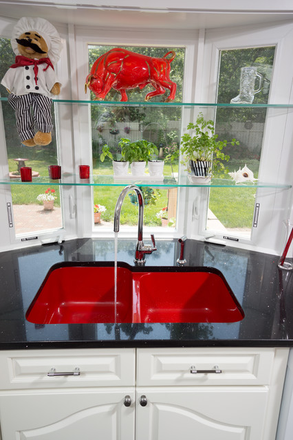 Retro-Chic Kitchen contemporary-kitchen