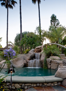Luxury Pool Water Features