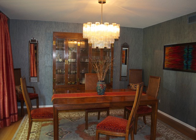 Eclectic Vintage Color transitional dining room