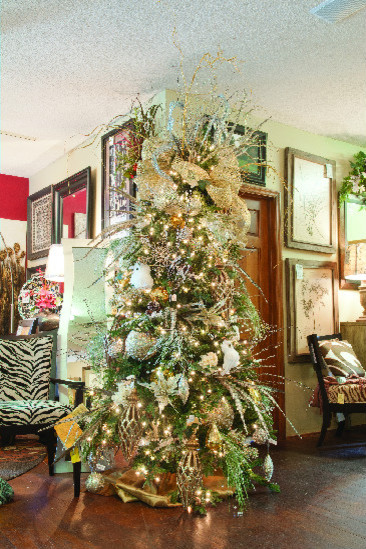 Tree Decorating Services traditional-holiday-decorations