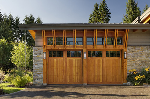 Wood carriage garage door