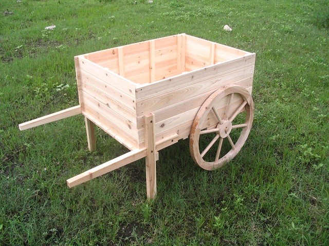 Woodwork Wood Wheelbarrow Planters PDF Plans