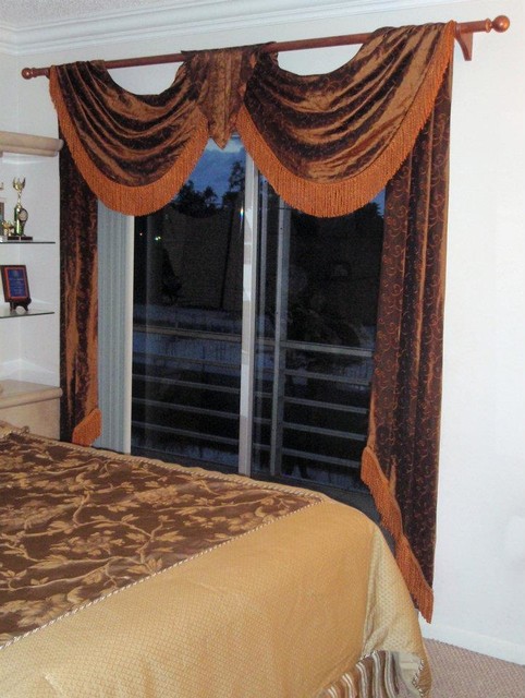 Traditional Window Treatments Swags Jabots Tassels And Ruffles Traditional Dining | traditional window treatments swags jabots tassels and ruffles traditional Traditional Window Treatments Swags Jabots Tassels And Ruffles Traditional Dining | traditional window treatments swags jabots tassels and ruffles traditional