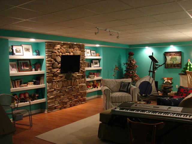  - eclectic-family-room