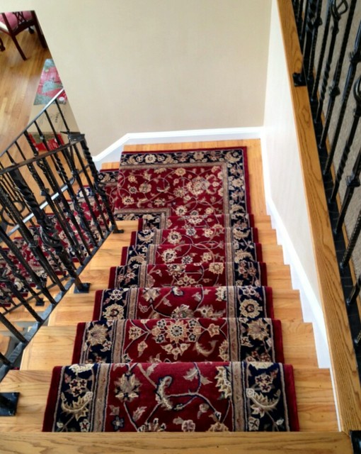 Stair Runners traditional staircase