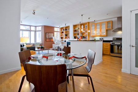 Heather Cleveland Design modern-dining-room