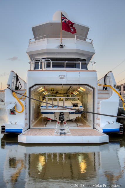 Sea Falcon Luxury Yacht - Ft. Lauderdale, Florida modern-