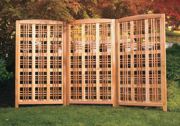 Hampton Landscape Screen - Traditional - Home Fencing And Gates 