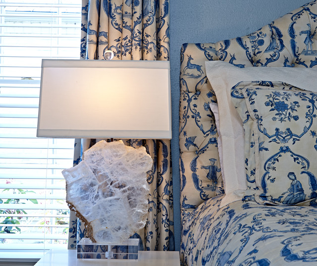 Selenite on Acrylic Base Contemporary Table Lamps dallas by The