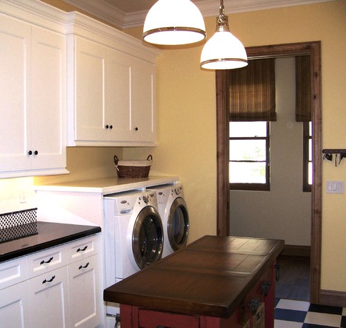 What are the pros and cons of a 2nd floor laundry room? - Houzz