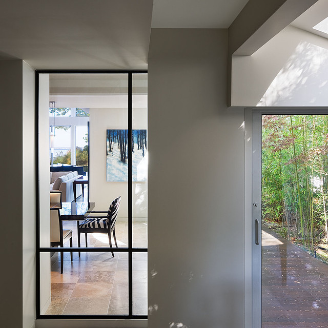 Kings Point Residence contemporary
