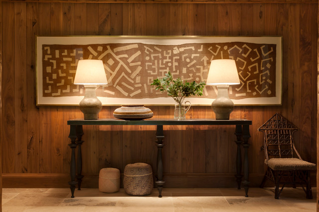 Willoughby Way eclectic hall