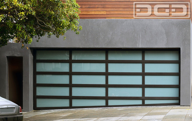 Modern Garage Doors And Openers Orange County By Dynamic