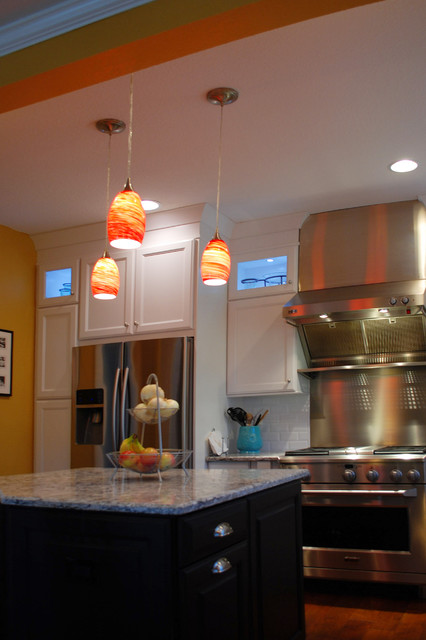 Loney 2013 traditional-kitchen