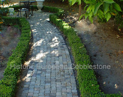 15 Ideas for a Stunning Garden Path