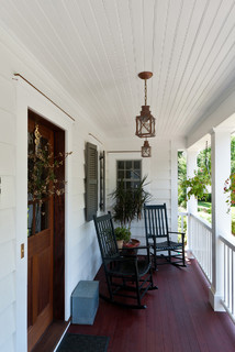 Traditional Porch by Chappaqua Architects & Designers Fivecat Studio | Architecture