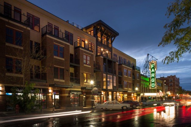 Outdoor Kitchen - Fargo, ND - Contemporary - other metro - by