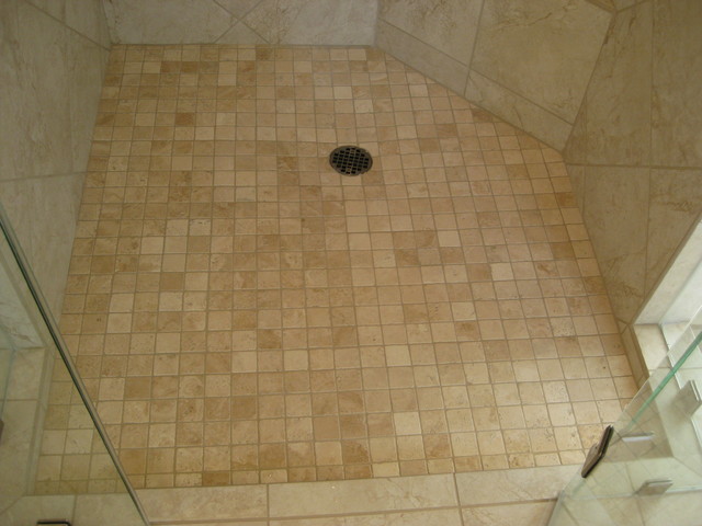 Brookfield - Large Traditional Master bathroom traditional bathroom